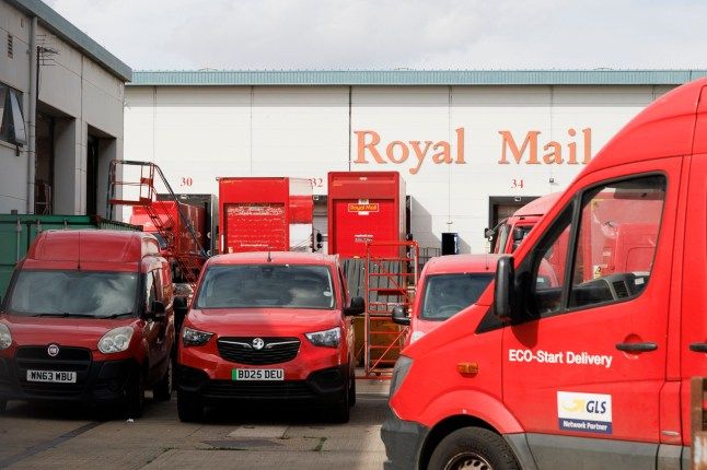 THC vape next day delivery UK Royal Mail vans discreet shipping